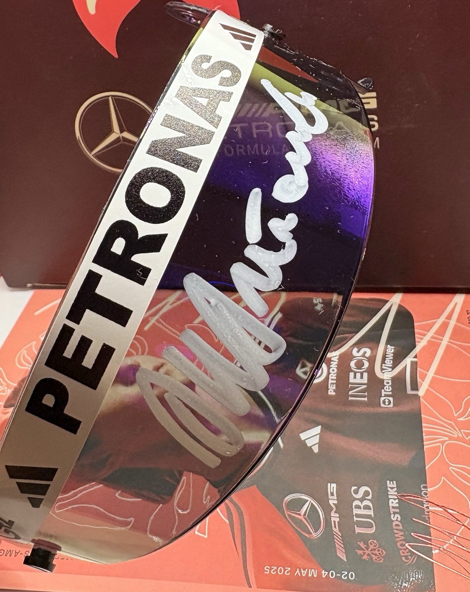 F1, ANDREA KIMI ANTONELLI SIGNED MERCEDES 2025 BELL 1:2 MINI