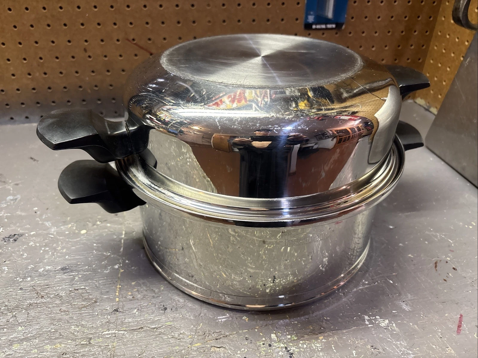 Lifetime Cookware Stockpot 6 Qt T-304 Custom Designed Stainless Dutch Oven Lid
Opens in a new window