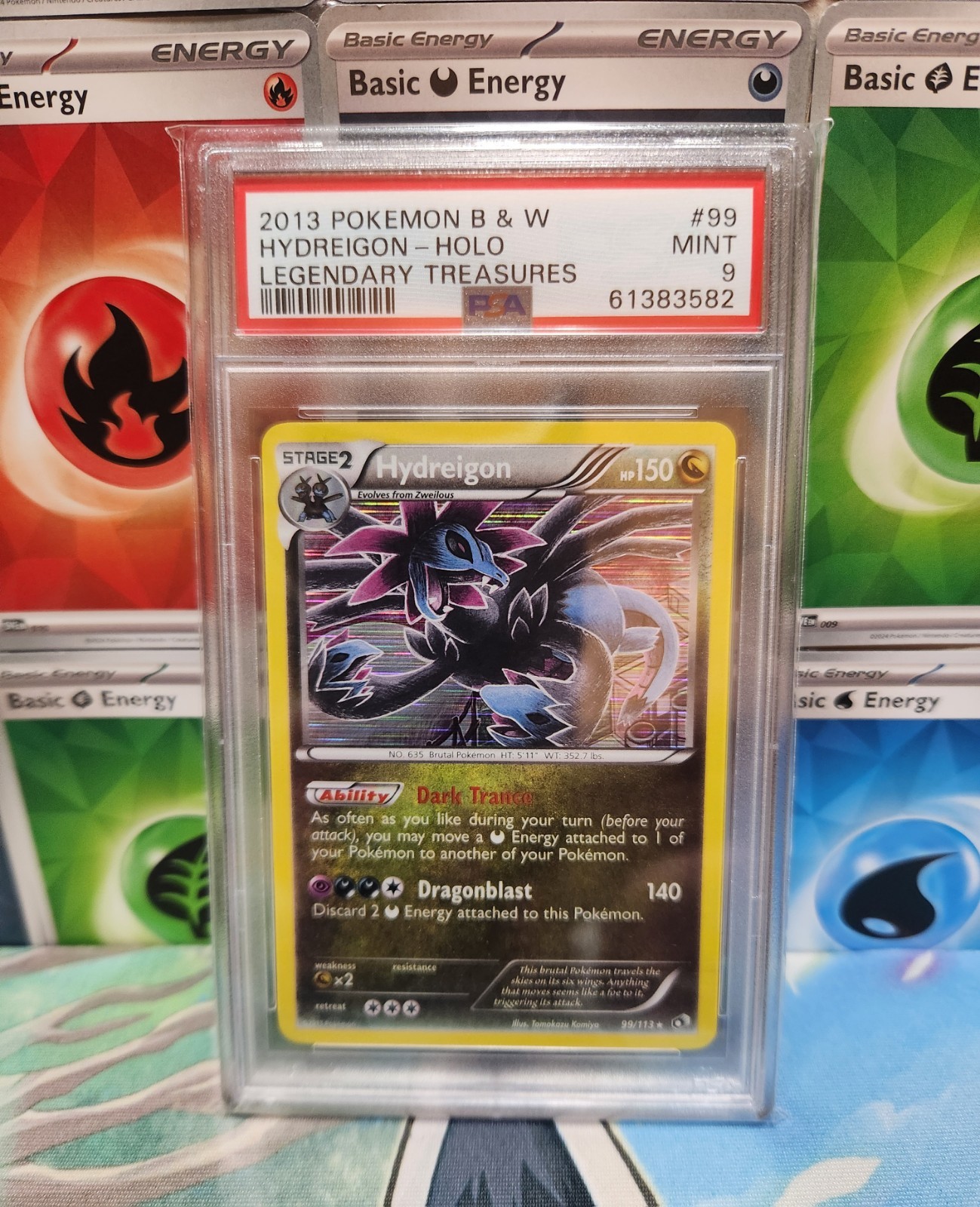 Hydreigon 99/113 B & W Legendary Treasures Holo Psa 9 Mint