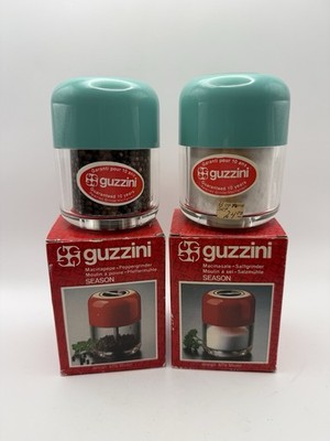 Rare Vintage Guzzini Salt & Pepper Grinder Shakers Plastic Teal Color Set 2 NOS
