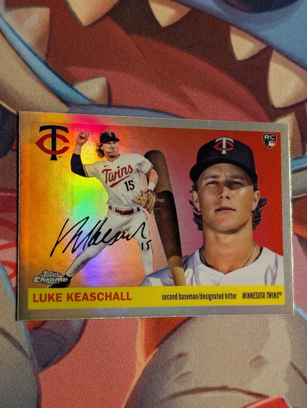 2025 Topps Chrome Platinum Anniversary - Luke Keaschall Refractor #272 Twins RC