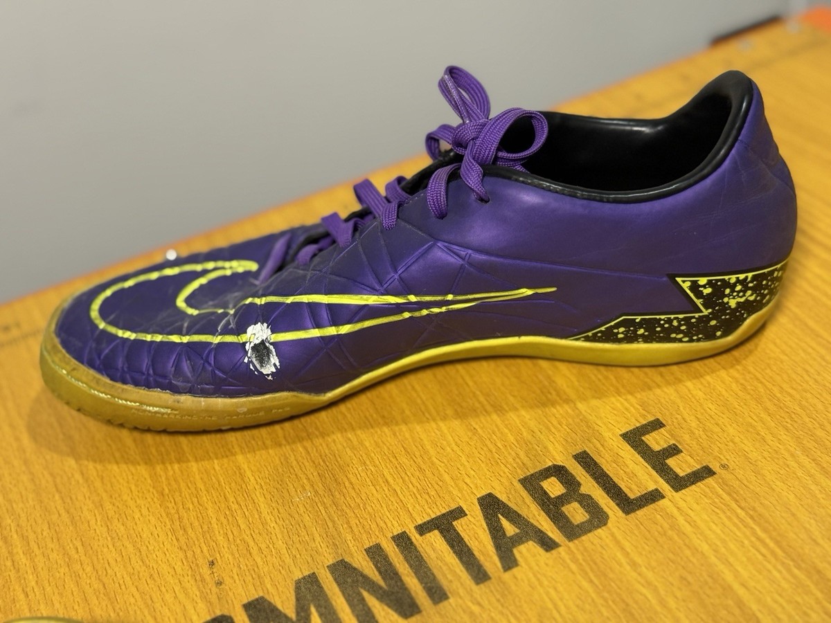 Nike Hypervenom Phelon II IC TF Astro Turf Mens Size 7.5 Purple
