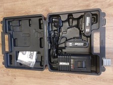 ERBAUER ERB607CHR BATTERY CHARGER +2×18V-2AH BATTERIES.