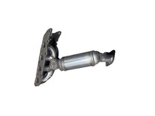 Catalytic Converter With Integrated Exhaust Manifold Fits 2007 2008 Ford Focus 2 Catalytic Converter With Integrated Exhaust Manifold Fits 2007 2008 Ford Focus 2