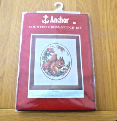 Ankerstich Set Eichhörnchen PCE 827 Neu 27 cm x 22 cm