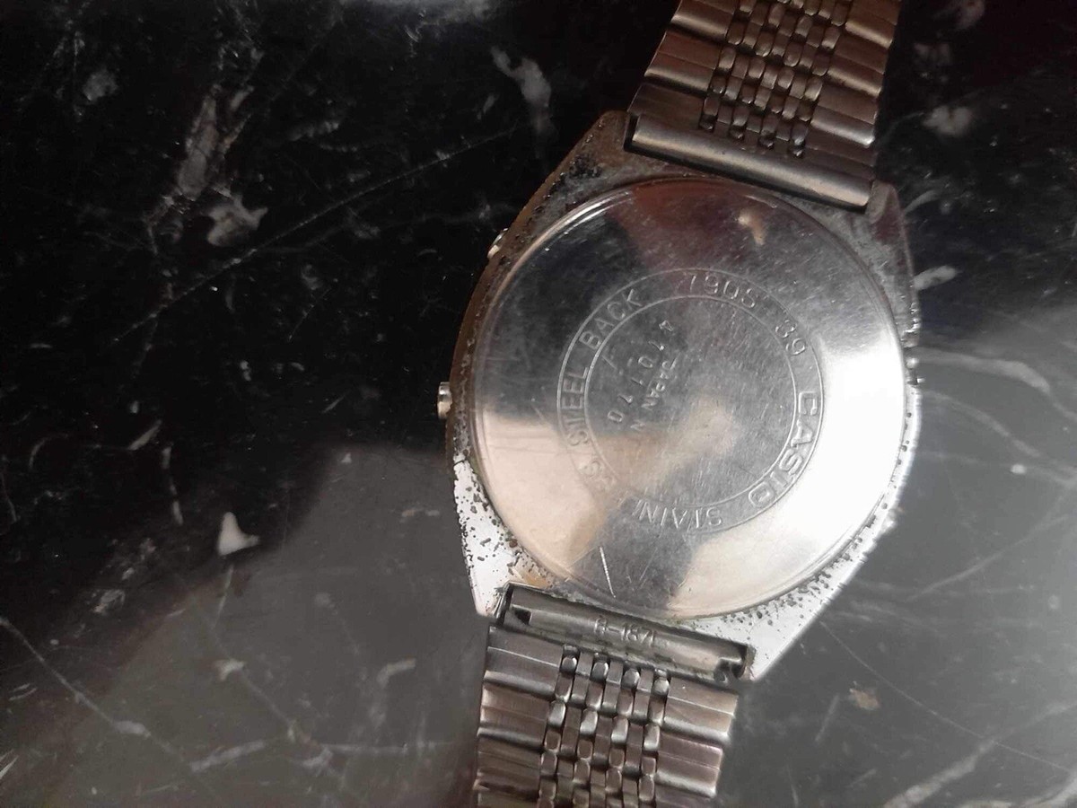 casio カシオ 79QS-39 稼動品 1363 ヴィンテージ Vintage Casio 79QS-39 Universal Calendar Digital Watch Rare