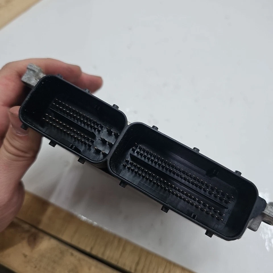 JEEP 2005-2006 LIBERTY 2.8L DIESEL 56044776AF ENGINE COMPUTER MODULE ECM ECU PCM - Image 3 of 4