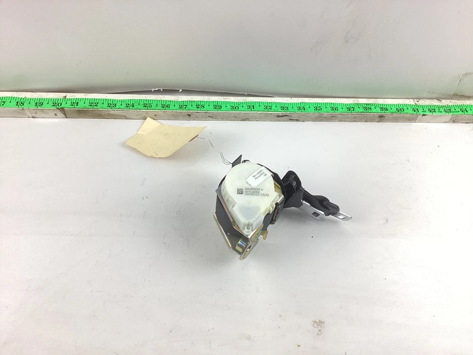 2011-2016 宝马 528i 535i 550i 后中心安全座椅皮带拖拉机原始设备制造商。 — 第 4/4 张图片