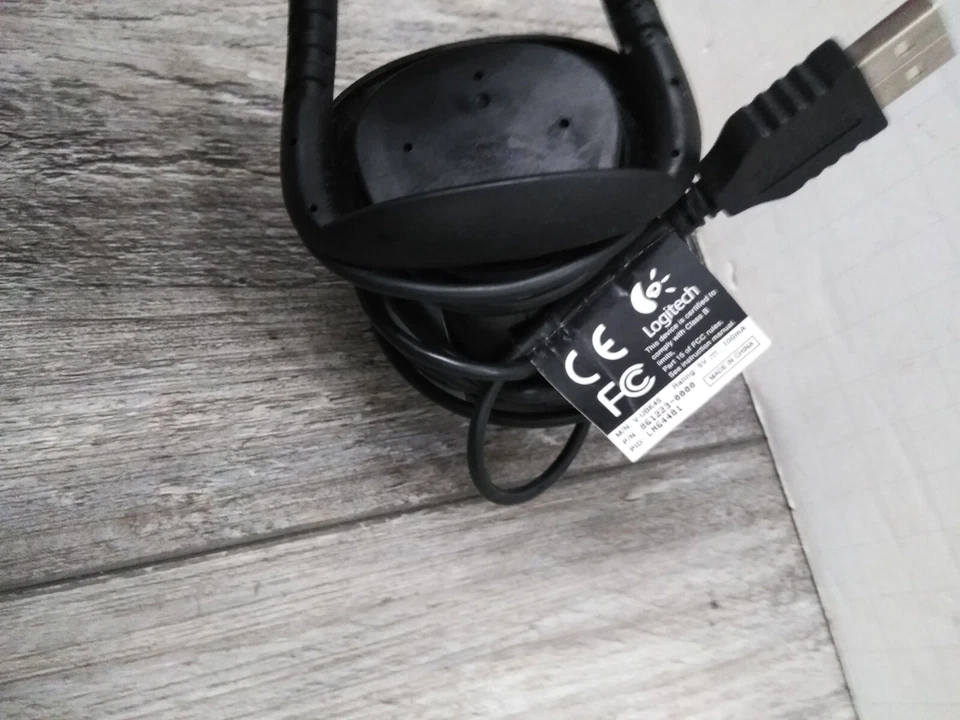 Logitech V-UBK45 P/N 861223-0000 USB Webcam with Mount FREE SHIPPING - Image 3 of 4