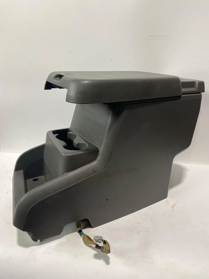 Used Front Lower Center Console fits: 2012 Nissan Nv 2500 floor Front Lower Grad Foto 3 de 4