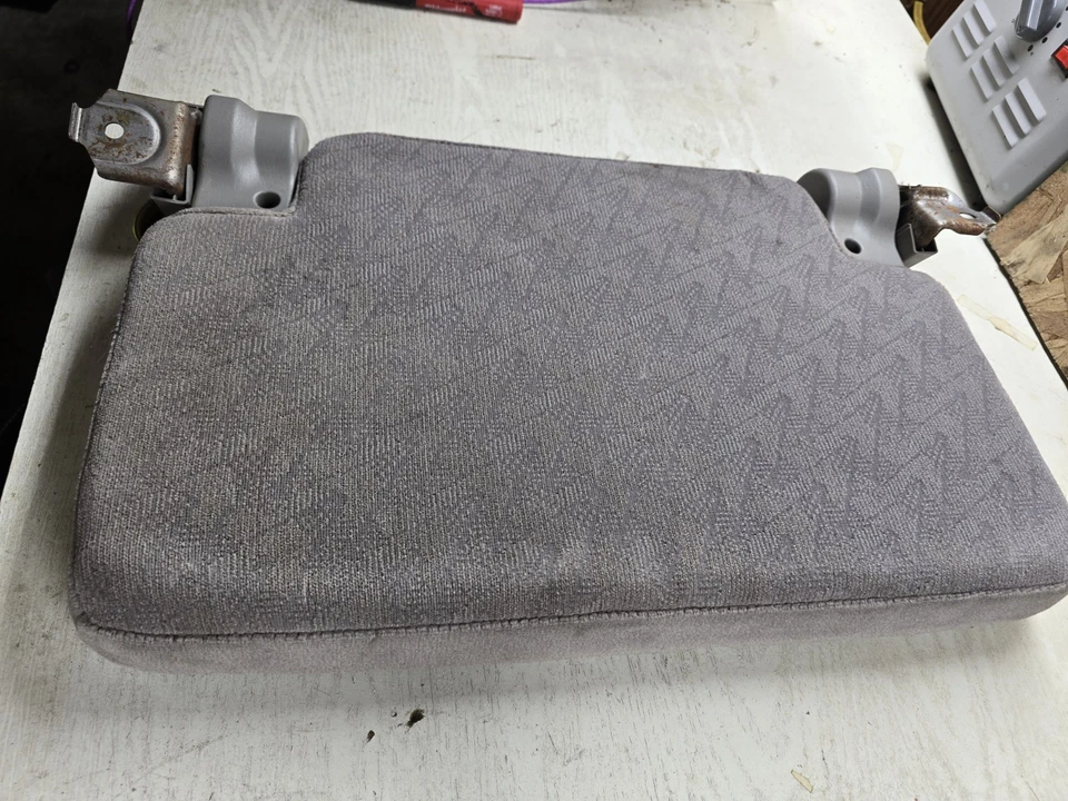 Toyota Tacoma 1995-2004 1996 1997 1998 99 cabina extendida asiento trasero izquierdo gris B24 Foto 3 de 3