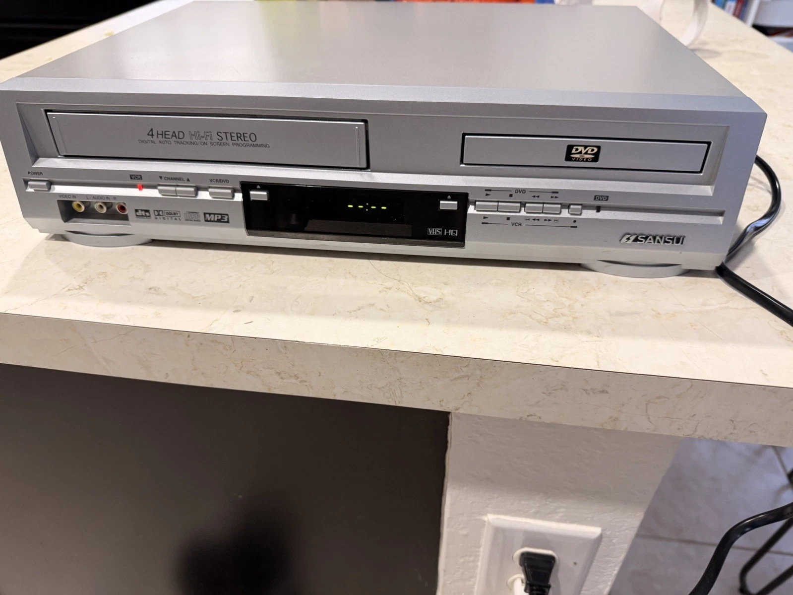 Sansui VRDVD4000 DVD Player VHS/DVD Combo Player Recorder /NO Remote Tested