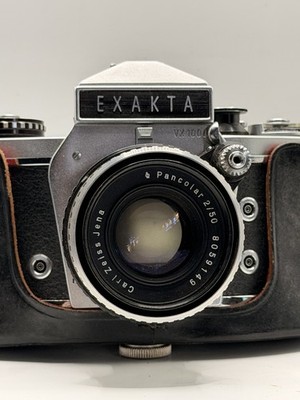 Exakta VX1000 35mm SLR Film Camera w/ Carl Zeiss Jena Pancolar 2