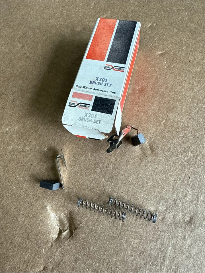 Borg/Warner X301 / RX-103 Standard Motor Products Alternator Brush Set - Image 2 of 4