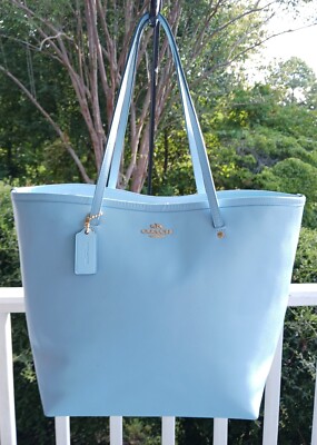 Coach F3499 Sky Blue Taxi Leather Tote w/Dog Leash Closure | eBay