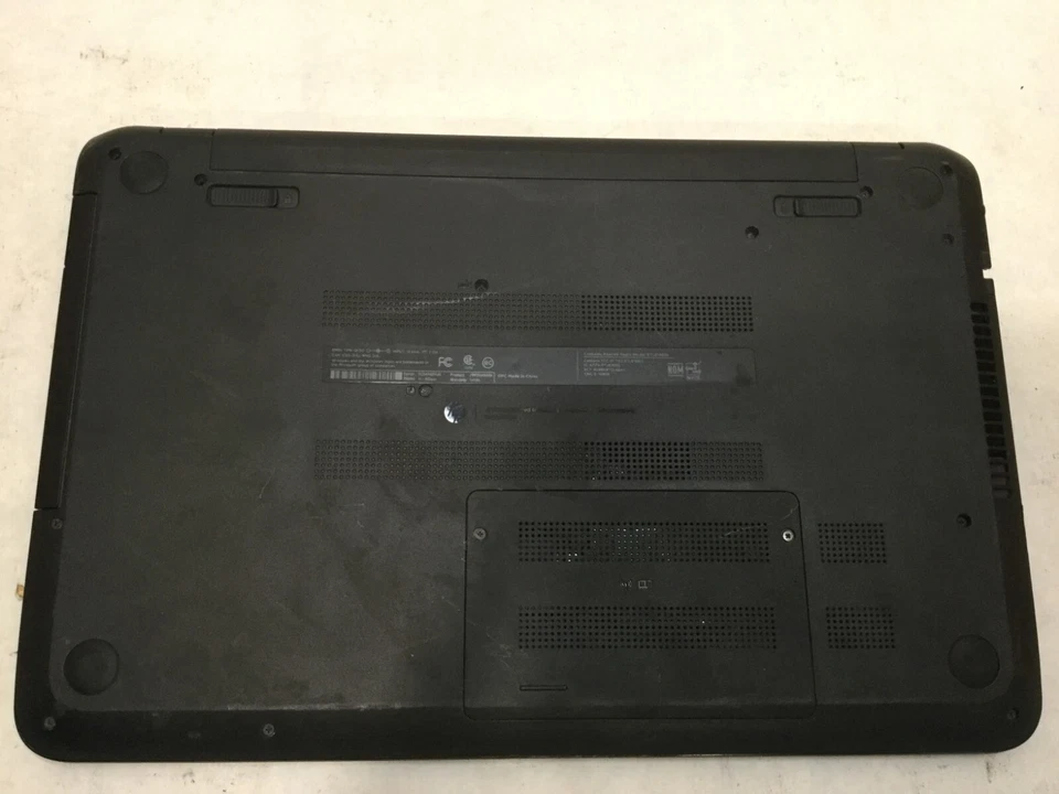 HP 15-f033wm / Intel Celeron N2830 @ 2.16GHz / (NO STORAGE or MEMORY) -MR - Image 4 of 4