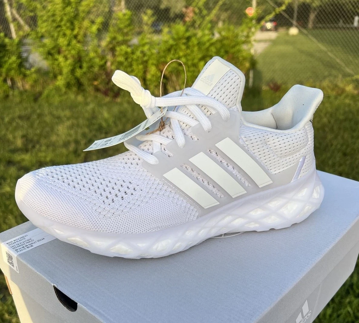 All white best sale ultra boost mens