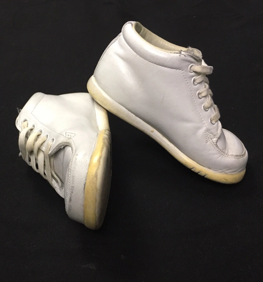 Vintage STRIDE RITE Baby Moc White Leather Shoes Toddlers Size 5E