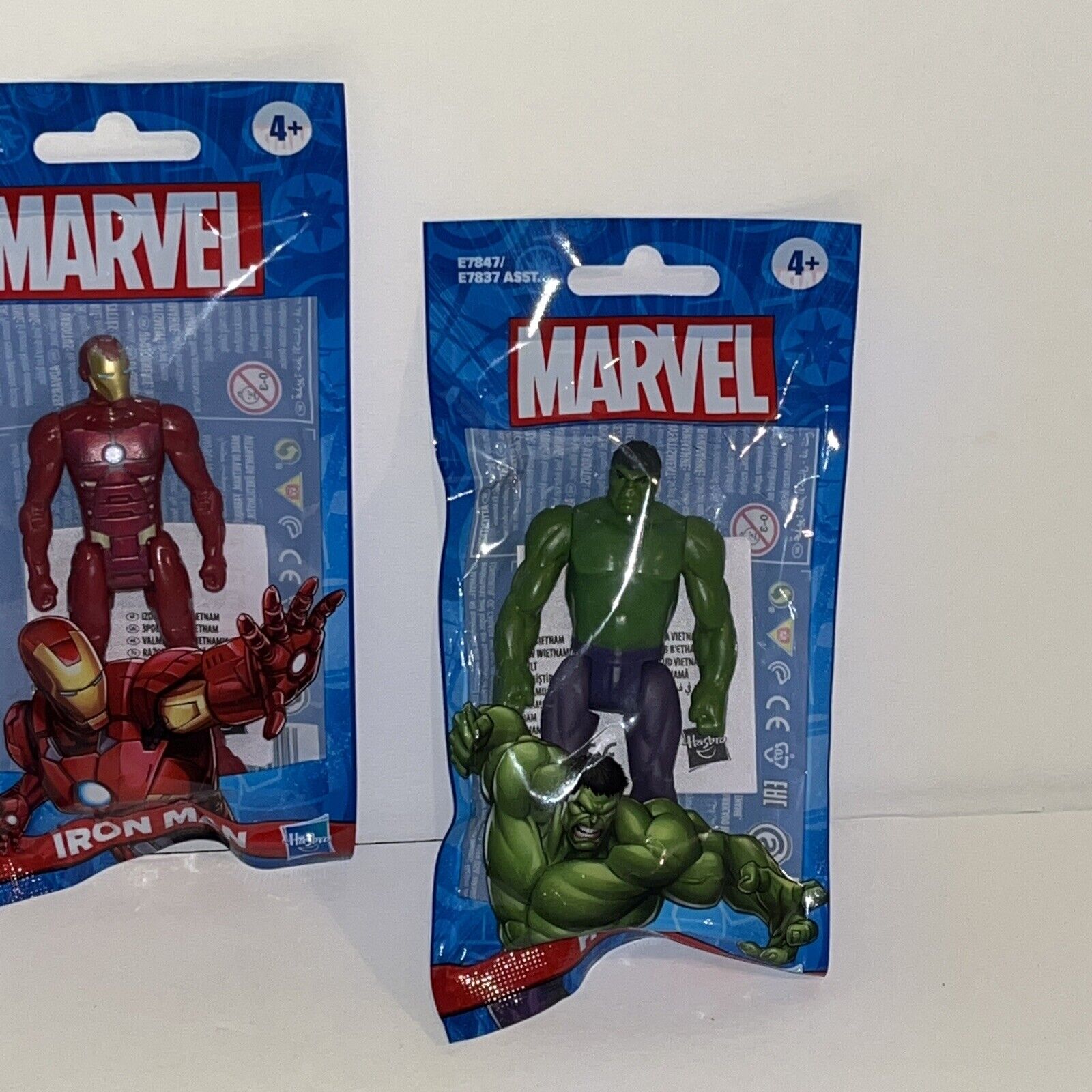 MARVEL 4 Inch FIGURES Lot of 4 New In Bag E7837 - NEW! Captain America Iron  Man