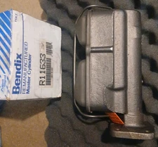NOS Bendix Reman Master Cylinder - Mopar 1973-80 Dodge/Plymouth/Chrysler