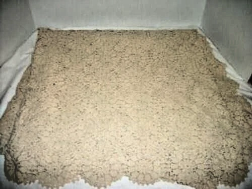 Mantel de encaje de ganchillo hecho a mano vintage color crudo grande molinete flor Foto 3 de 4