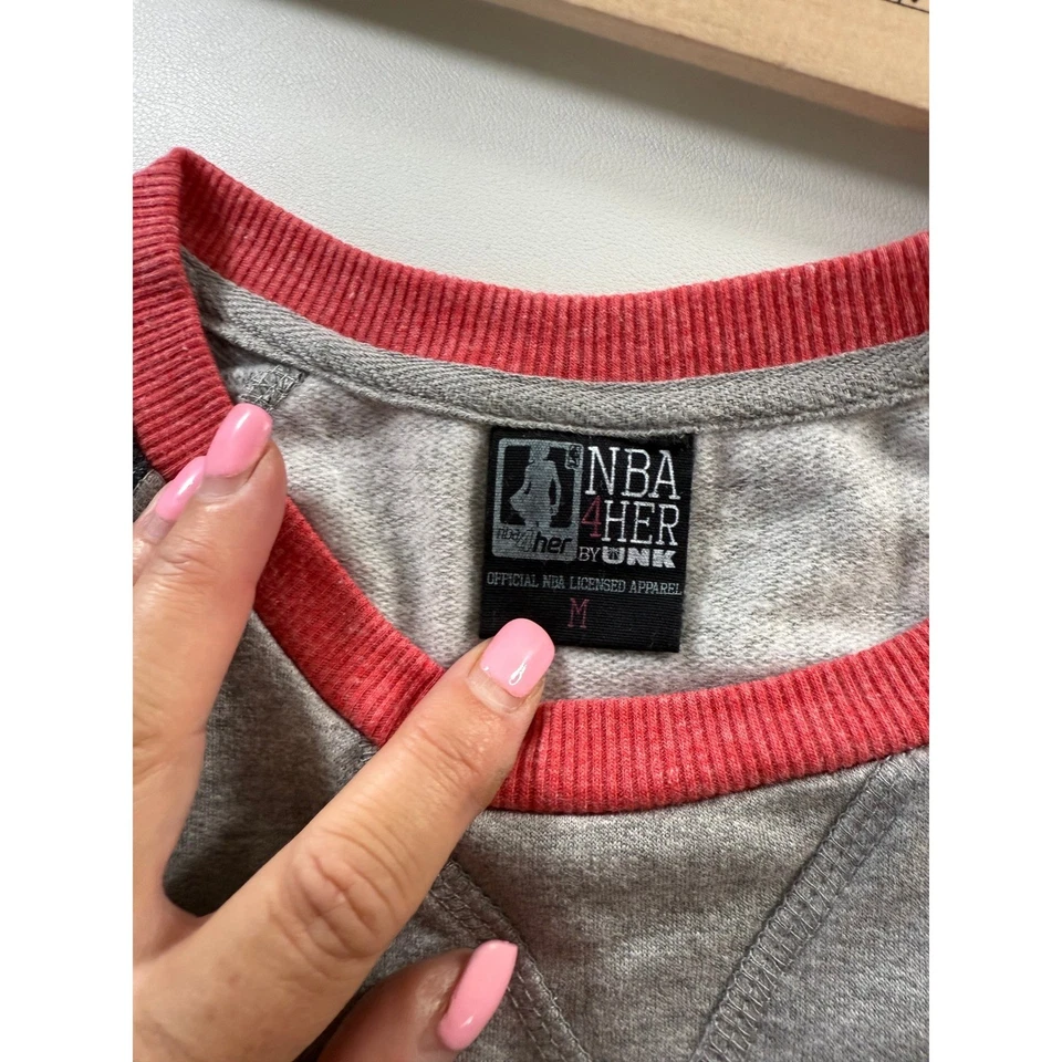 NBA Chicago Bulls Sudadera Raglán Bordada Mujer Talla Mediana NUEVA Foto 2 de 4