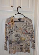 Mark Richards Collection Women's 3/4-Sleeve Silk Cityscape V-neck Too, Size M