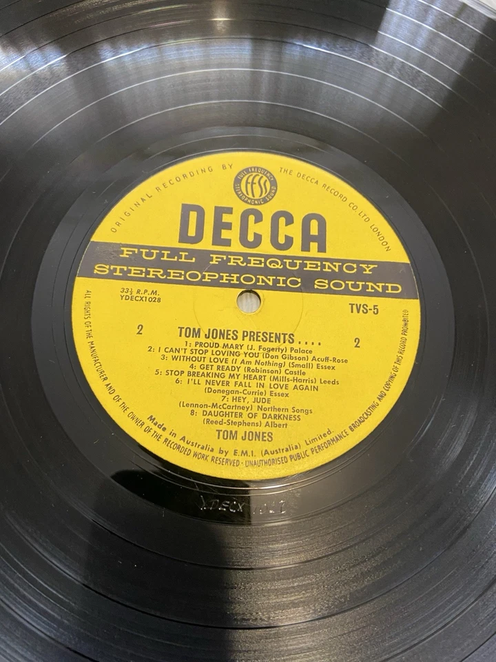 TOM JONES PRESENTS … 1971 Vintage Vinyl Lp Record Album - Image 3 of 4