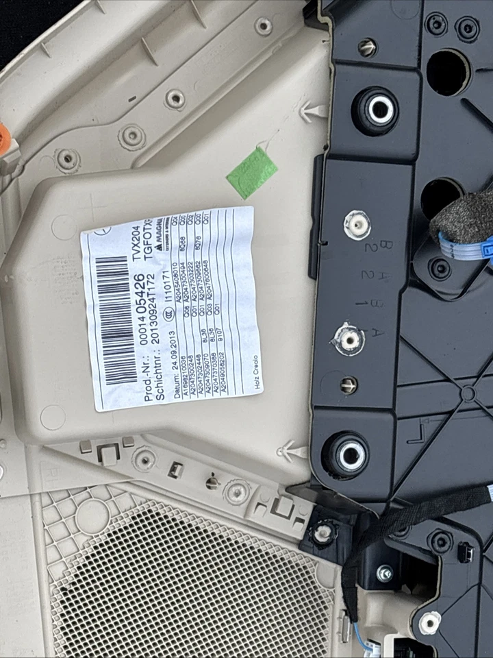 Panel de puerta interior pasajero trasero derecho Mercedes X204 GLK350 10-15 OEM Foto 4 de 4