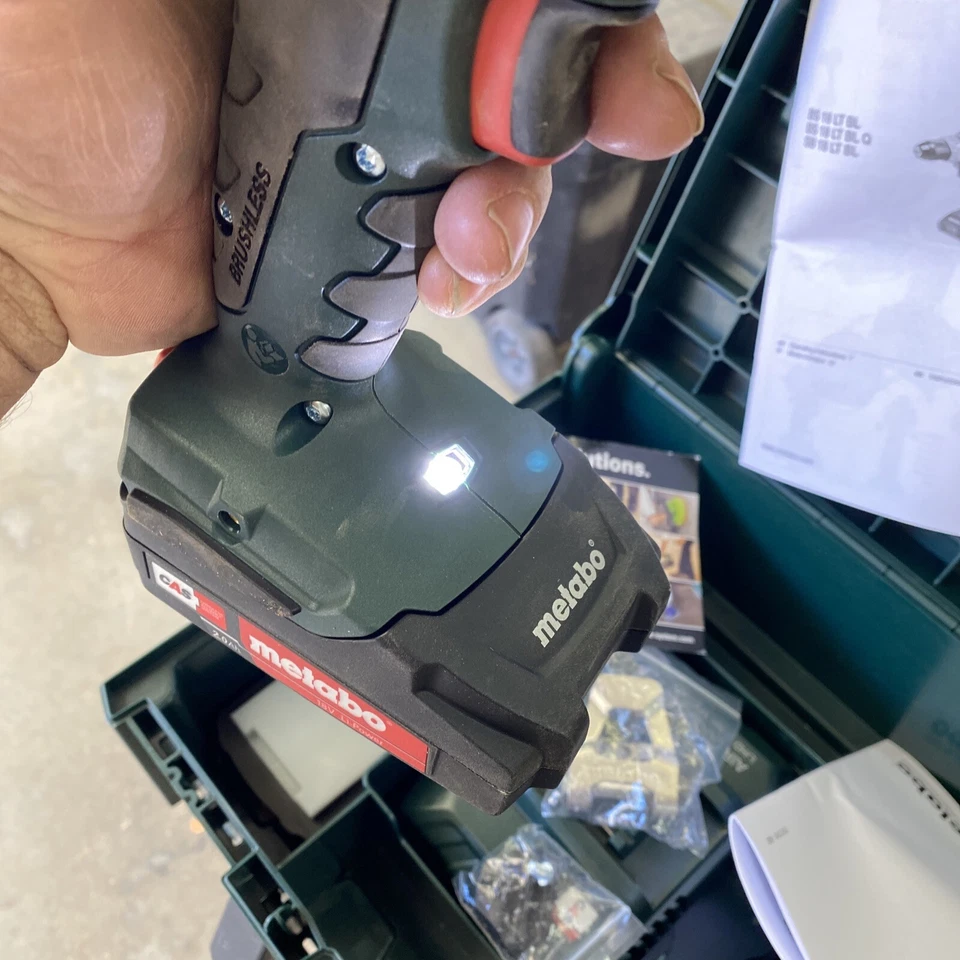 Metabo BS 18 LT BL 18V Cordless Drill Driver Kit With Battery/Charge - Image 2 of 4