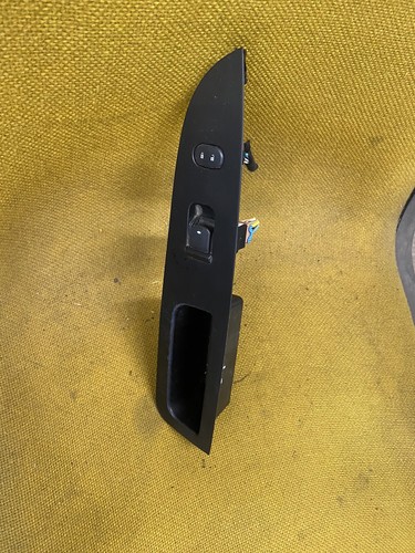 Rear Passenger Right Side Power Window Switch For 2006-2009 Chevy Trailblazer LS LT LTZ – OEM 15806860