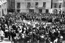 Bbi-26 Military Parade, Bull Hotel, Woodbridge, Suffolk. Photo
