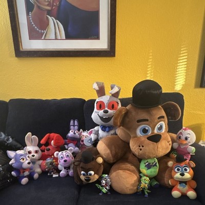 Five Nights at Freddy s Freddy Fazbear Brown Bear Plush, Medium 14-24in