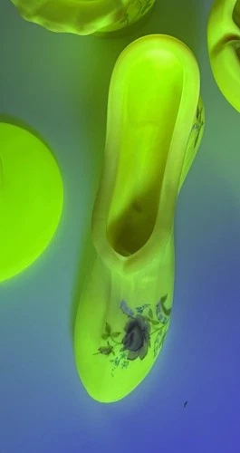 Fenton Burmese Glass  Shoe Slipper Handpainted Glows Under Black Light