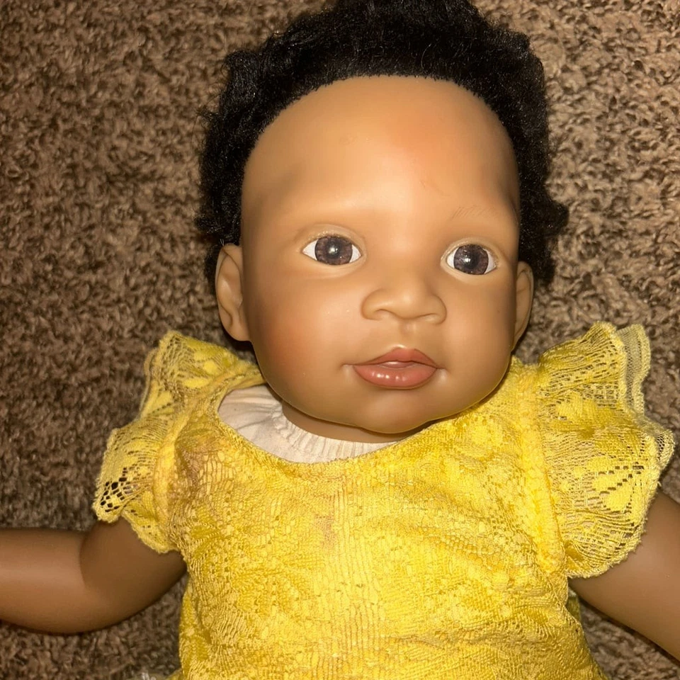 Ashton Drake/Waltraud Hanl 20 pulgadas Muñeca afroamericana Foto 2 de 4