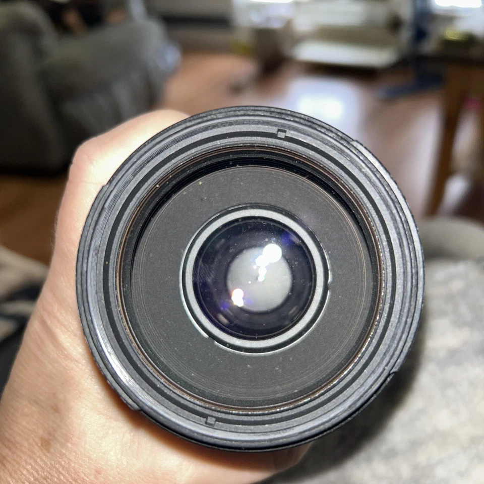 Lente Tamron para Nikon, Macro 180 - 300, 70 - 300 mm Foto 2 de 4