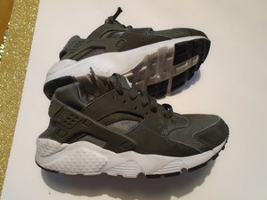 green huaraches kids