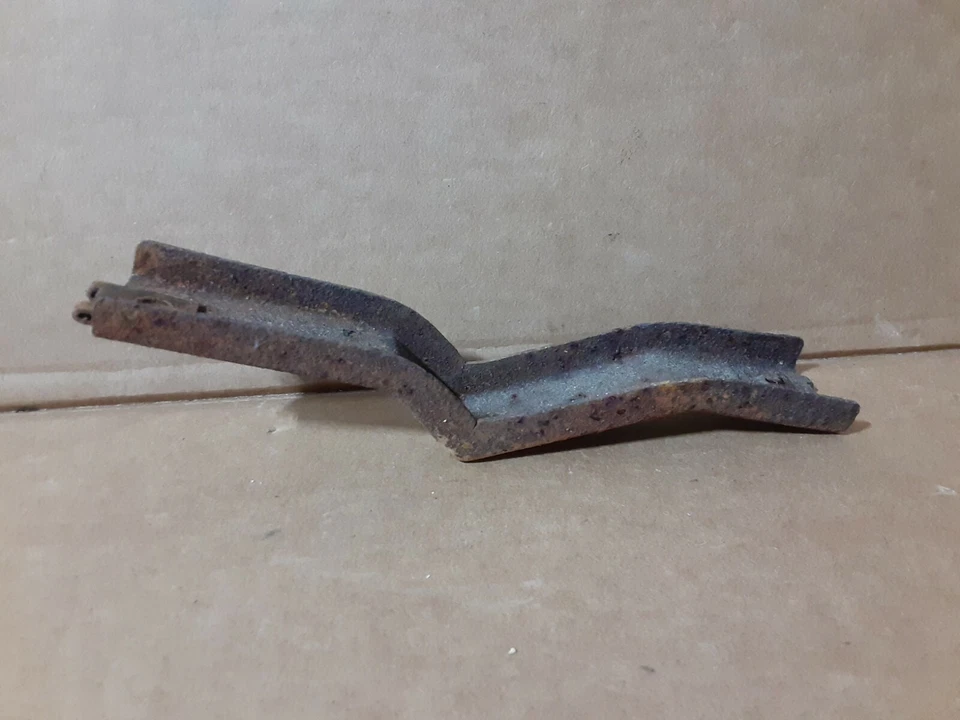 1956-1962 Studebaker Hawk Grille Brace Bracket Part# 1312286 - Image 4 of 4