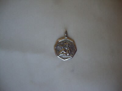 VINTAGE HEXAGON RAISED RELIEF FORLORN CUPID STERLING SILVER STAMPED 925 PENDANT