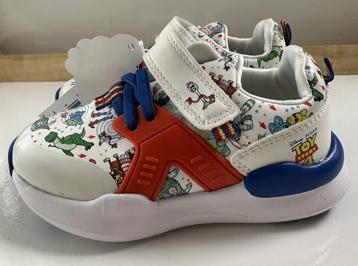 Trainers infant size best sale 8