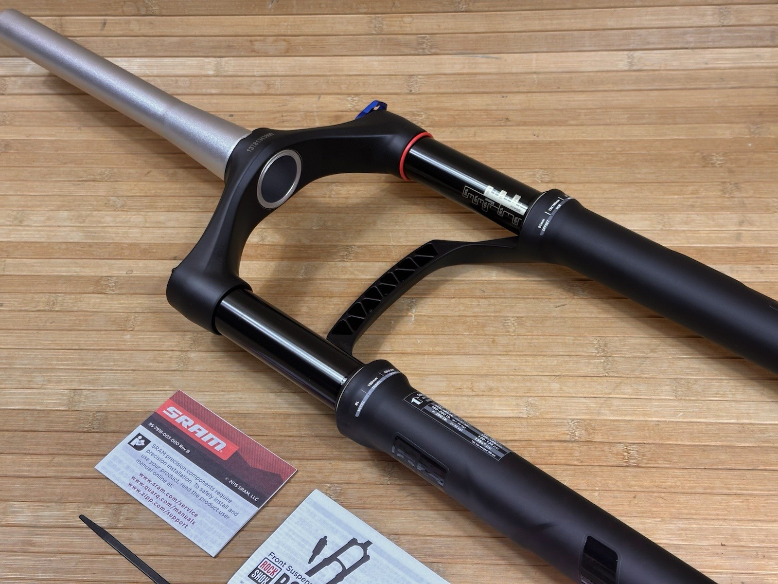 NEW RockShox Bluto RL Solo Air 100mm 26&rdquo; 15x150mm 51mm Offset Fork Fatbike
