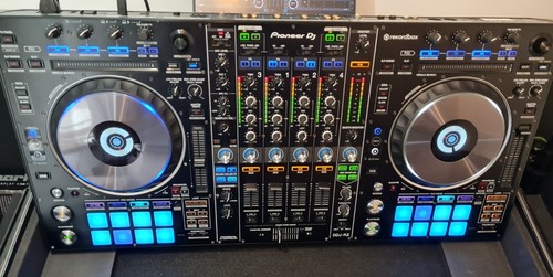 Pioneer DDJ-RZ 4-Channel Professional DJ Controller - Picture 19 of 20
