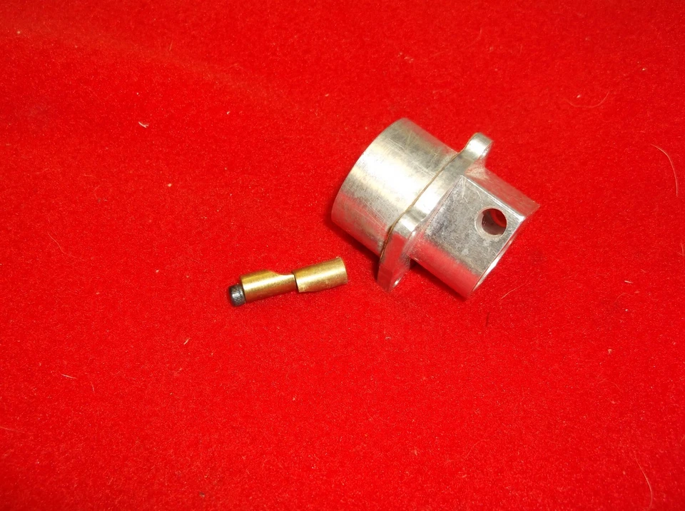 THIS IS A  NEW K&B 7.5 MARINE/AIRPLANE REAR INTAKE PLATE FOR R/C ENGINE - Image 4 of 4