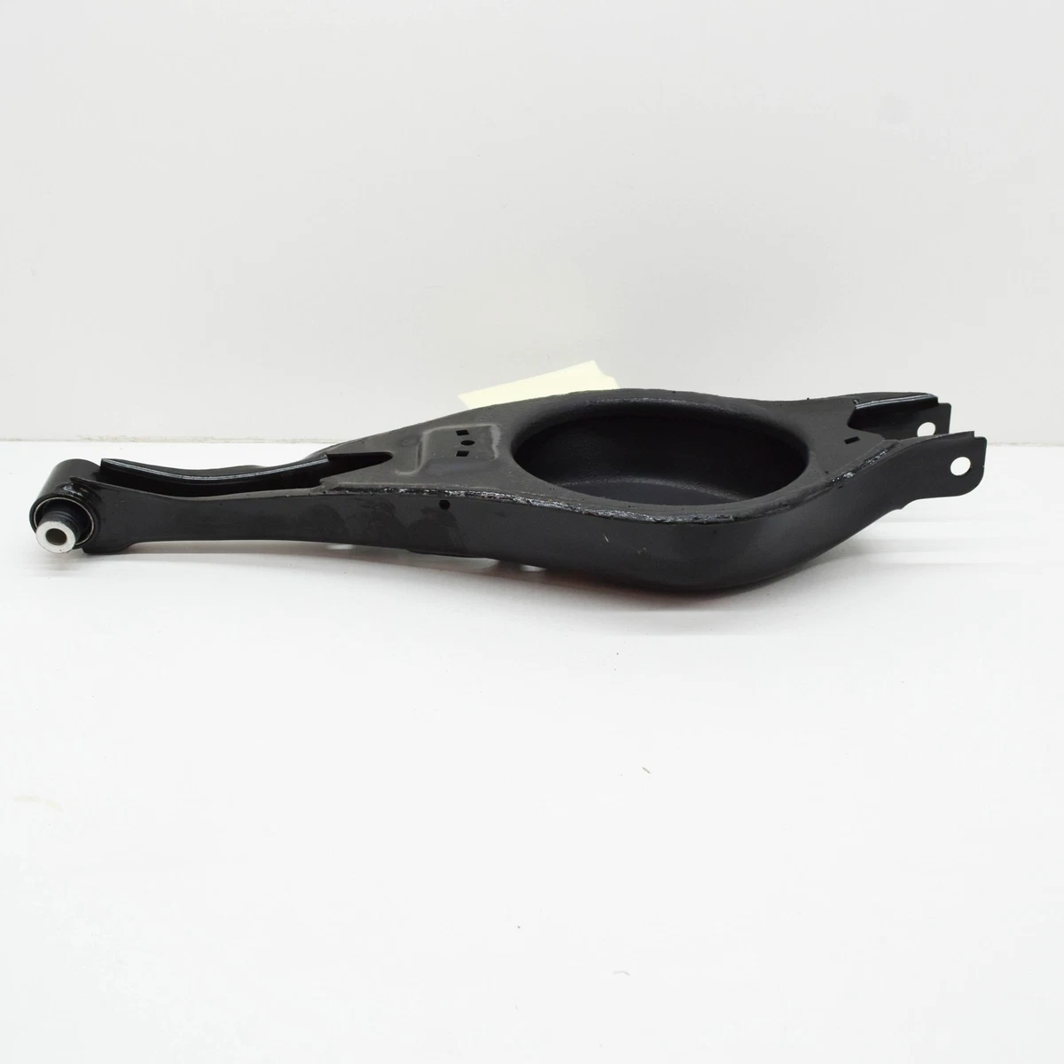 BMW 3 Compact E36 Rear Right Upper Control Arm 33321095556 1095556 