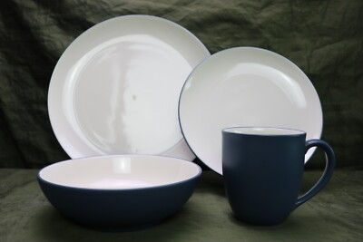 Noritake COLORWAVE BLUE 8484 Coupe 4 PC Place Setting Round Plates