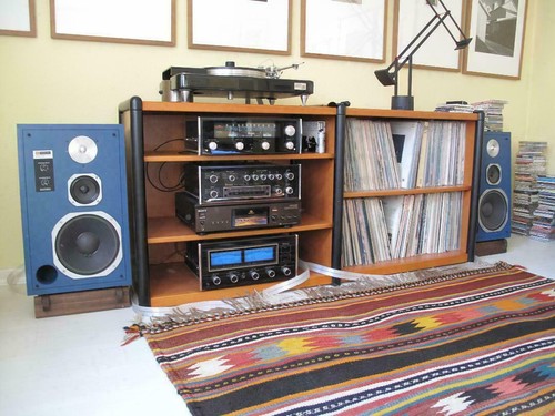 Walnut Speaker Stands for JBL 4313 