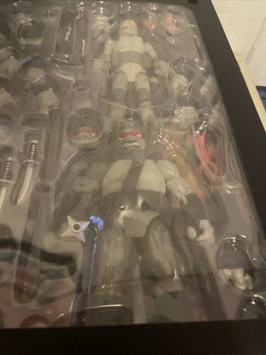 Teenage Mutant Ninja Turtles BST AXN TMNT Comic Black & White 4-Pack SDCC 2023 - Picture 6 of 9