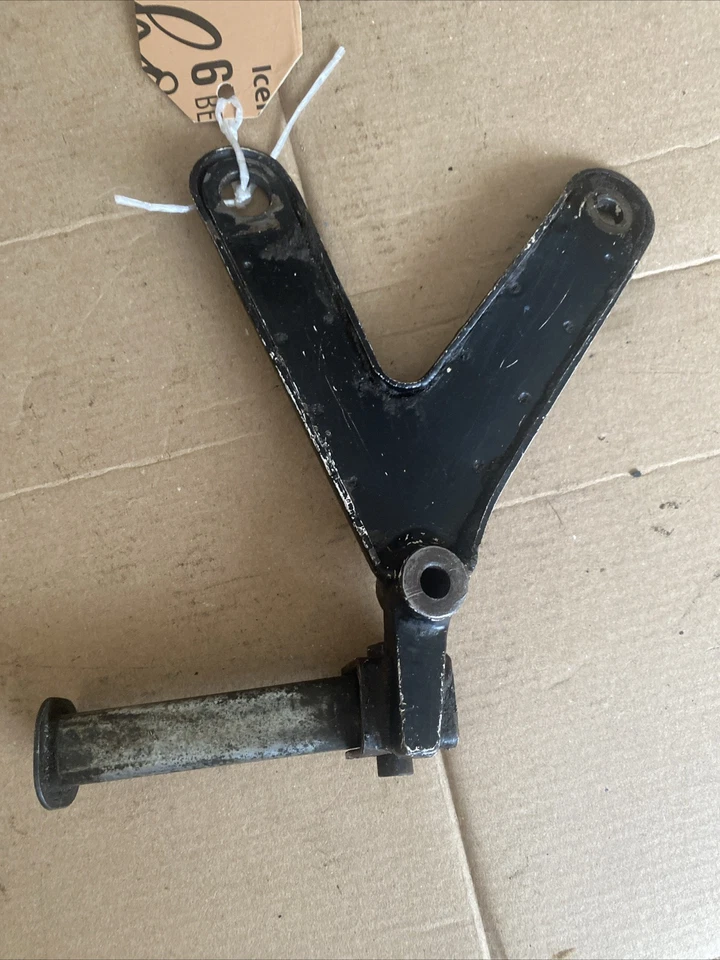 GENUINO HONDA CB160 CB 160 1966-1967 REPOSAPIÉS IZQUIERDO COLGADOR Foto 2 de 4