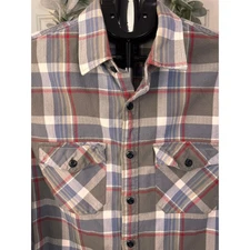 EUC Men's J. Crew plaid flannel long sleeve button down shirt Size M