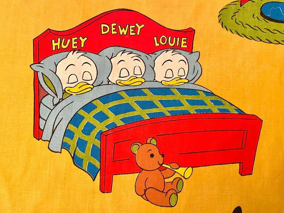 Vintage Disney Curtains, Wamsutta Sheet Material, Donald, Clarabelle Cow, Goofy - Image 2 of 4